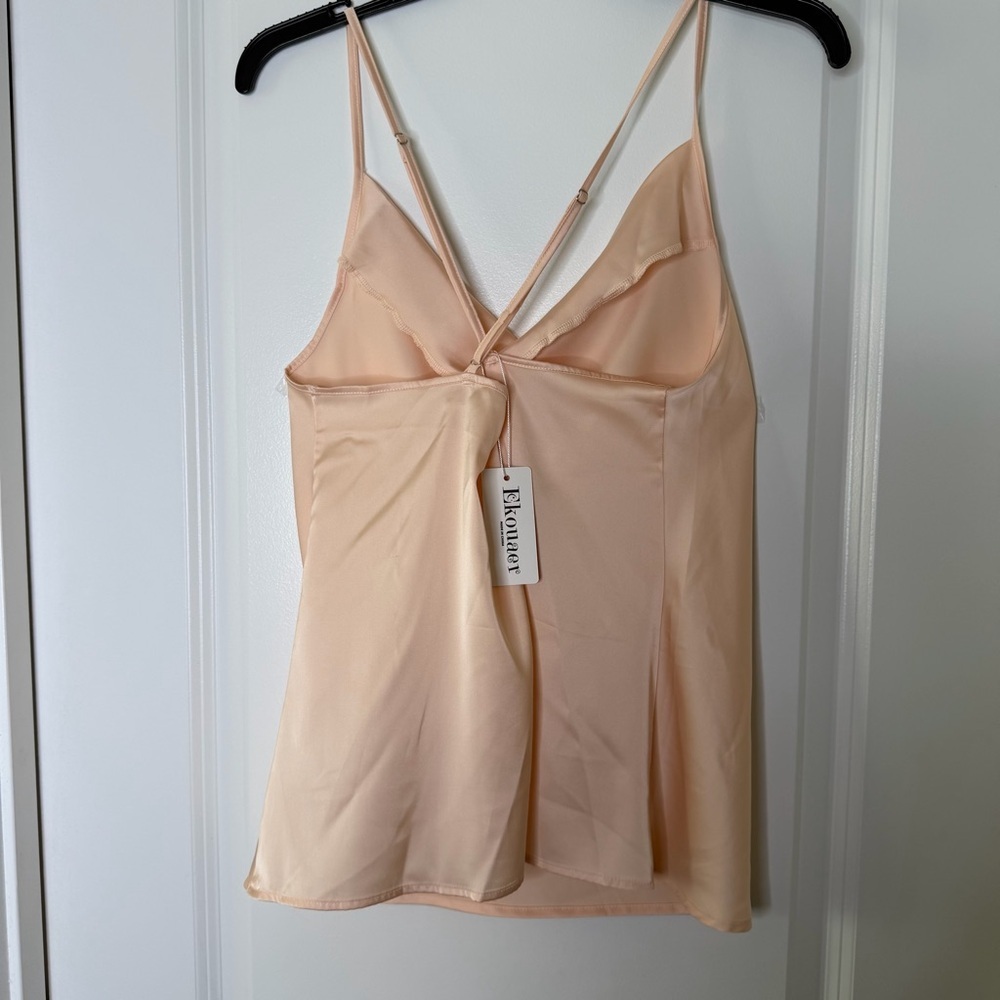 Ekouaer Champagne NWT Satin Coquette Cami Size S Strappy Back Silky Blouse - Picture 4 of 9